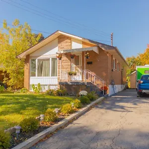 Homestay Cozy Private Room-your Perfect Place In, Hamilton